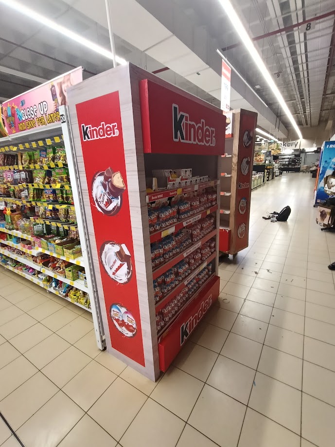 Kinder Retail Display